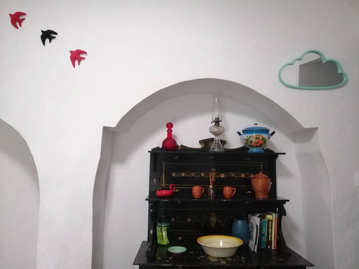 The Aqueduct Guesthouse ايفورا المظهر الخارجي الصورة