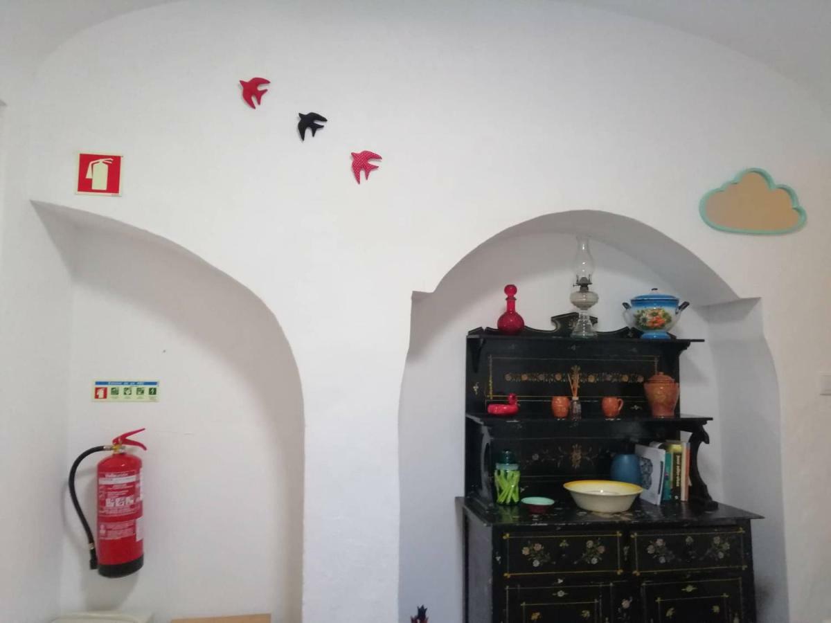The Aqueduct Guesthouse ايفورا المظهر الخارجي الصورة
